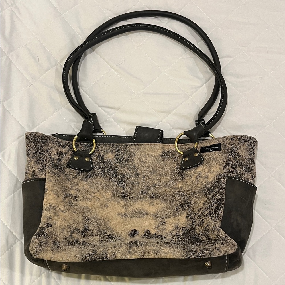 Stylish Gray & Cream Women's Tote Bag leather soft multiple pockets Brynn